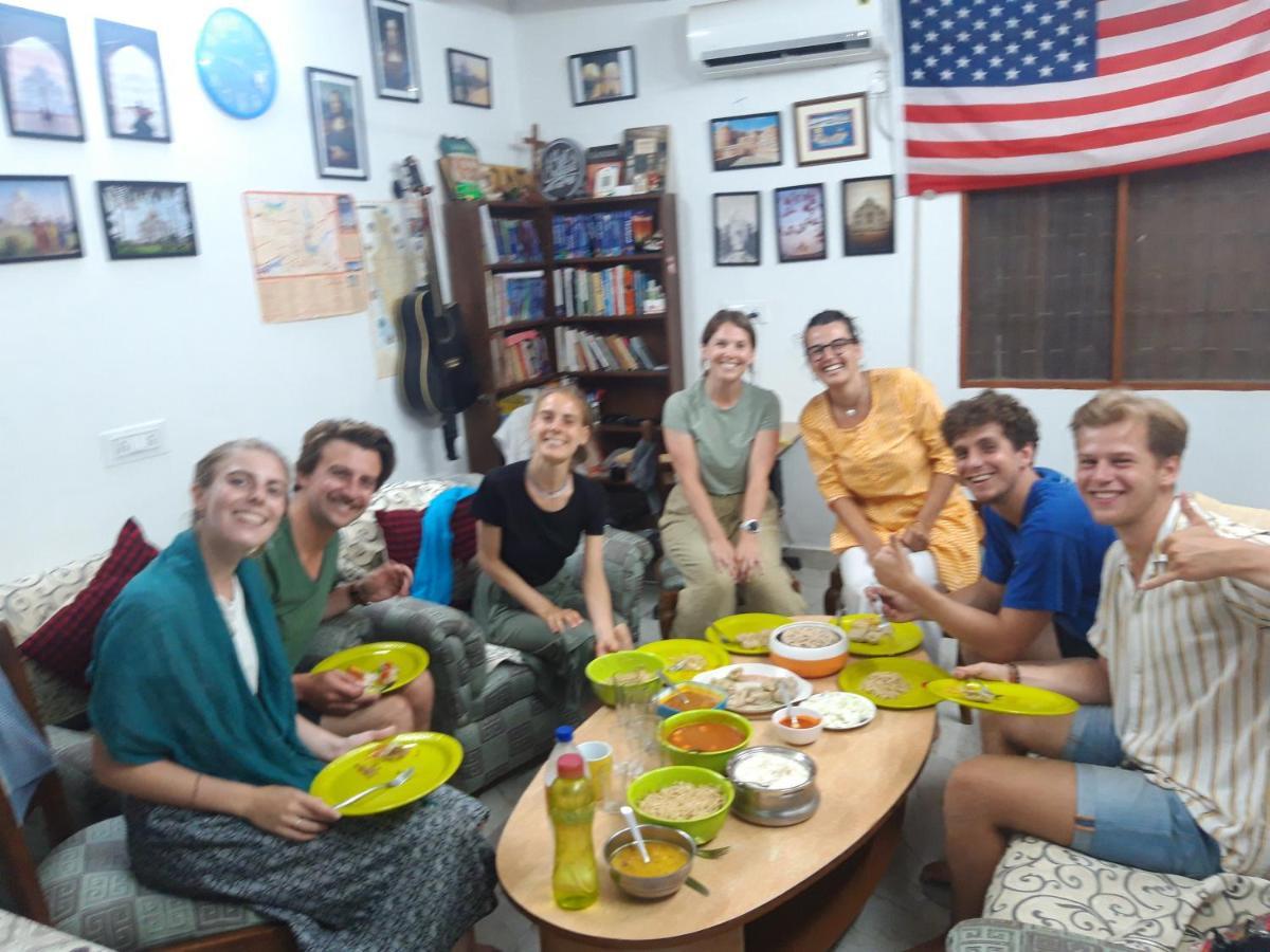 Zigzag Homestay Agra  Εξωτερικό φωτογραφία