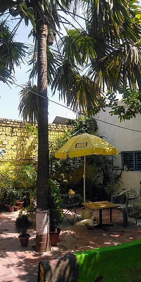 Zigzag Homestay Agra  Εξωτερικό φωτογραφία