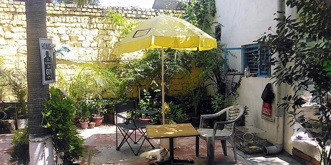 Zigzag Homestay Agra  Εξωτερικό φωτογραφία