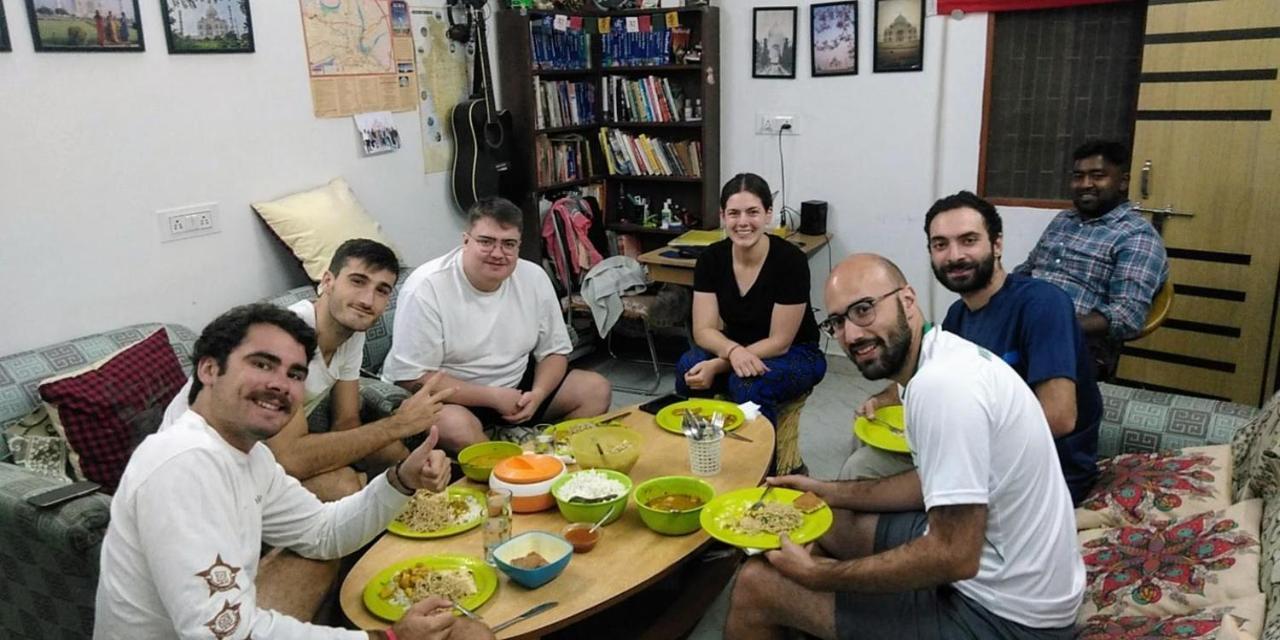 Zigzag Homestay Agra  Εξωτερικό φωτογραφία