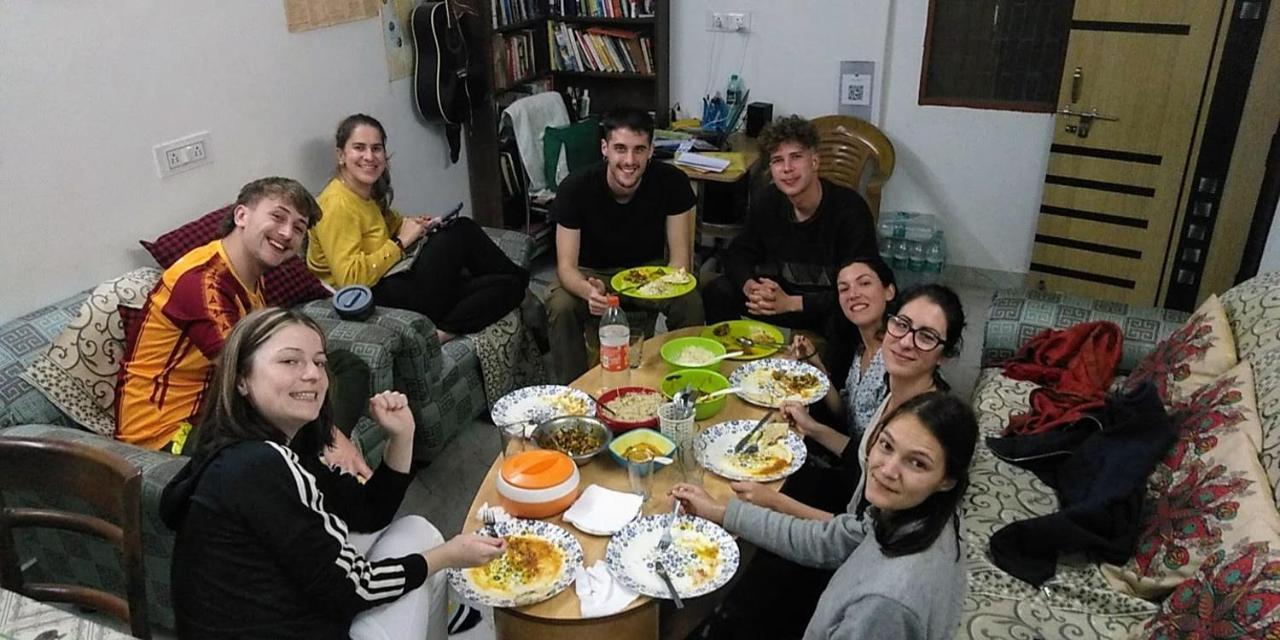 Zigzag Homestay Agra  Εξωτερικό φωτογραφία
