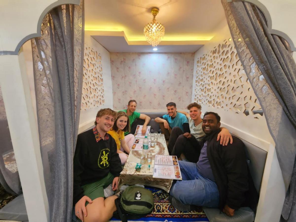 Zigzag Homestay Agra  Εξωτερικό φωτογραφία
