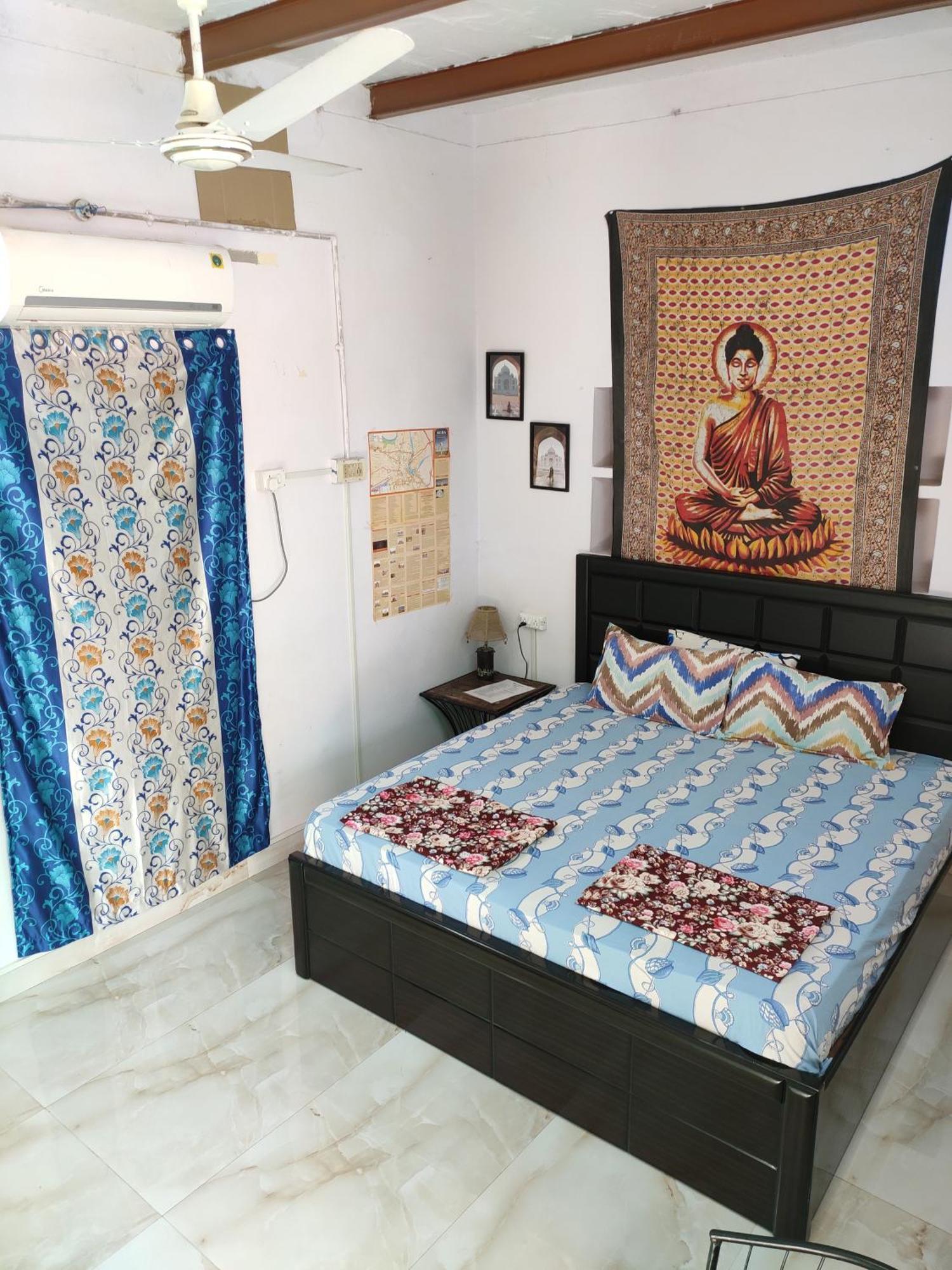 Zigzag Homestay Agra  Εξωτερικό φωτογραφία